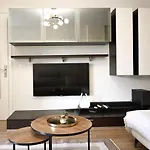 2br Near Us Embassy With Free Parking By Sabi شقة *